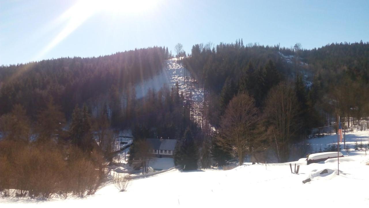 Chata Tanvaldsky Spicak Luaran gambar